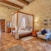 Ta'leli Pool Farmhouse in Gozo