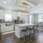 Peaceful Starke Retreat w/ Deck: 6 Mi to Downtown!