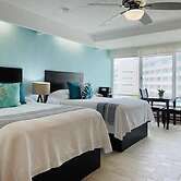 Cancun Studio Overlooking the Lagoon