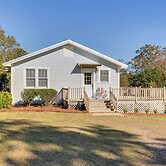 Quiet Grove Hill Cottage w/ Wraparound Deck!