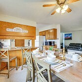 Downtown Delta Condo ~ 34 Mi to Black Canyon!