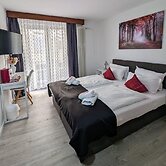 Room in Guest Room - City Hotel - Double Room 117