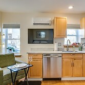 Walkable Downingtown Studio w/ Spacious Deck