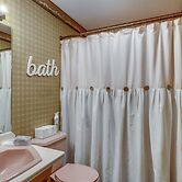 Lovely Interlaken Home w/ Fire Pit & Yard!