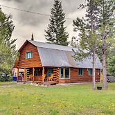 Peaceful Donnelly Retreat < 1 Mi to Lake Cascade!