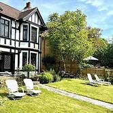 Sleeps 8 Thamefront Gem w/ Petsok, Free Parking