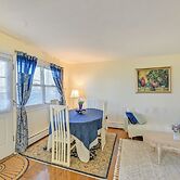 Cozy Bay Shore Condo Near Museums & Outdoor Rec!