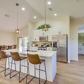 Sunny Palm Bay Home w/ Screened Porch Near Beaches