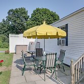 Quaint Lakemont Retreat: 1 Mi to Seneca Lake!