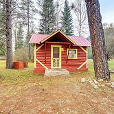 Serene Deborgia Hideaway: Hiking & Fishing Nearby