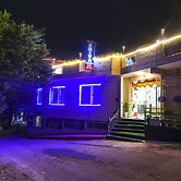 Hotel Shiva Lake Mussorrie