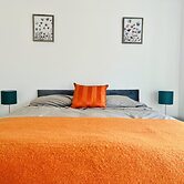 Impeccable 3-bed House in Nottingham Free Parking