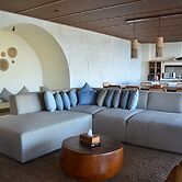 JadenHill CityView 8BR Villa Heated Pool+Movieroom