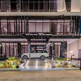 Lilac Park Hotel