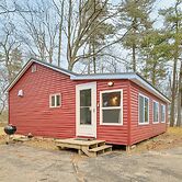 Oscoda Cabin w/ Charcoal Grill: Walk to Lake Huron