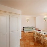 Residence with pool in Vignola Mare