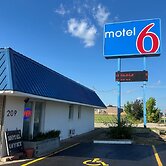 Motel 6 Sullivan, MO
