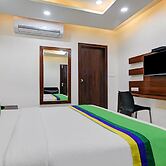 Itsy By Treebo - Stay Prime