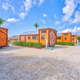 Cabins at Bonefish Bay