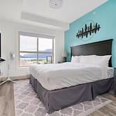 4BR Penthouse Rooftop of Harrison