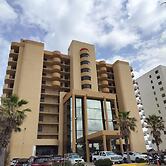 Tropic Shores Resort