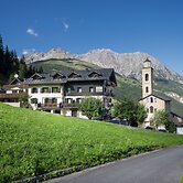 Cardo hotel