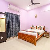Fabhotel Home Tree Service Apartment Kolathur