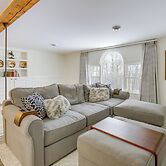 Cozy Wolfeboro Home w/ Private Deck: 1 Mi to Lake!