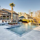 Sprawling Suwanee Home: Theater, Pool, Hot Tub!