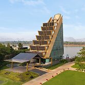 NAKA-RAJ Escape Hotel