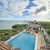 Akuazul Resorts Adults Only