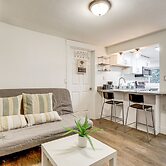 Steps to Idylwood Park Beach: Redmond Retreat!