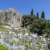 Solaris Methea Deluxe Suites