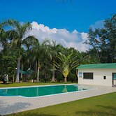 Village Machaan Resort