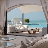 Anantara Santorini Abu Dhabi Retreat - Adults Only