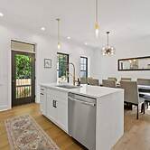 New Lux 3 BR 3 5 Bath Columbus