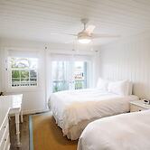 Hope Town Inn & Marina