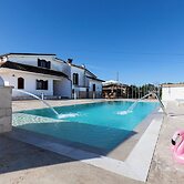 Tenuta San Cassiano with garden and pool