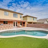Gorgeous Green Valley Home: Patio & Private Pool!