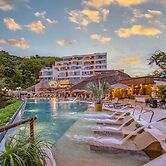 Nirú Ocean Suites by Binniguenda
