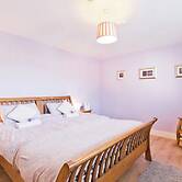 Modern Homestay Room near Dublin Airport