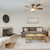 Sunny Oceanside Home w/ Patio, 5 Mi to Downtown!