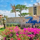 Apartment Sleeps 6 With Pool Access
