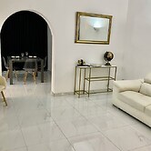 Remarkable 1-bed Apartment in Kensington Harare