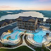 A Birds Eye Bridge View - 5 BDR w/ Private Hot Tub