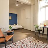 The Printhouse-Boutique Apt by SeaNRent