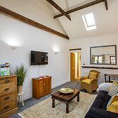 The Carriage House a Relaxing 1-bed Cottage in Ash