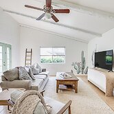 Mesa Townhome w/ Pool Access ~ 7 Mi to Asu!