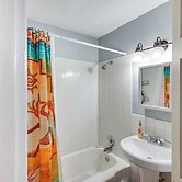 Charming Farmington Home ~ 16 Mi to Aztec Ruins!