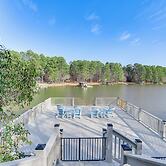 Littleton Home w/ On-site Lake Gaston Access!